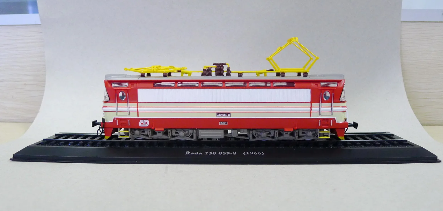 Atlas rjadě 230 059-8(1966) поезд 1/87 литая модель