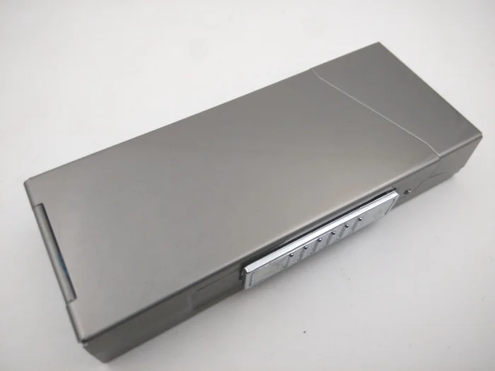 1 шт. Алюминиевый футляр для сигарет держатель для тонкая сигарета(100 мм) с USB Перезаряжаемый прикуриватель Подарочная коробка DH886 - Цвет: Серый