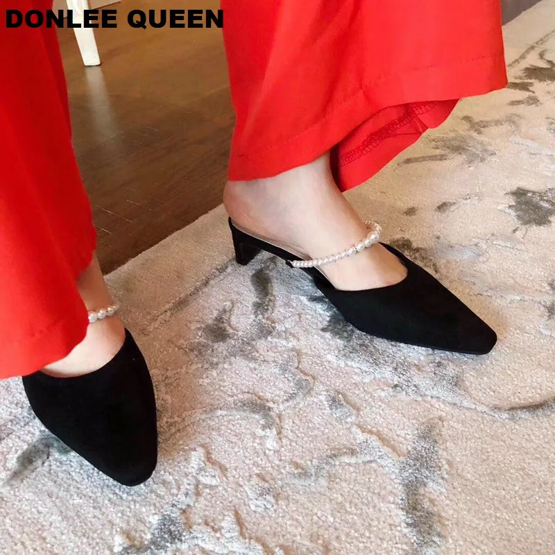 

DONLEE QUEEN 2019 New Fashion Brand Slippers Pearl Beading Pointed Toe Low Heel Slides Slip On Mule Shoes For Party Wedding Shoe