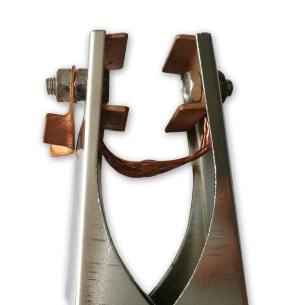 B (4)