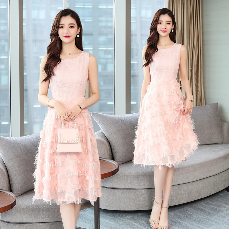

2019 summer new fashion sleeveless Slim temperament strapless feather pink dress large size S-XL high quality elegance vestidos