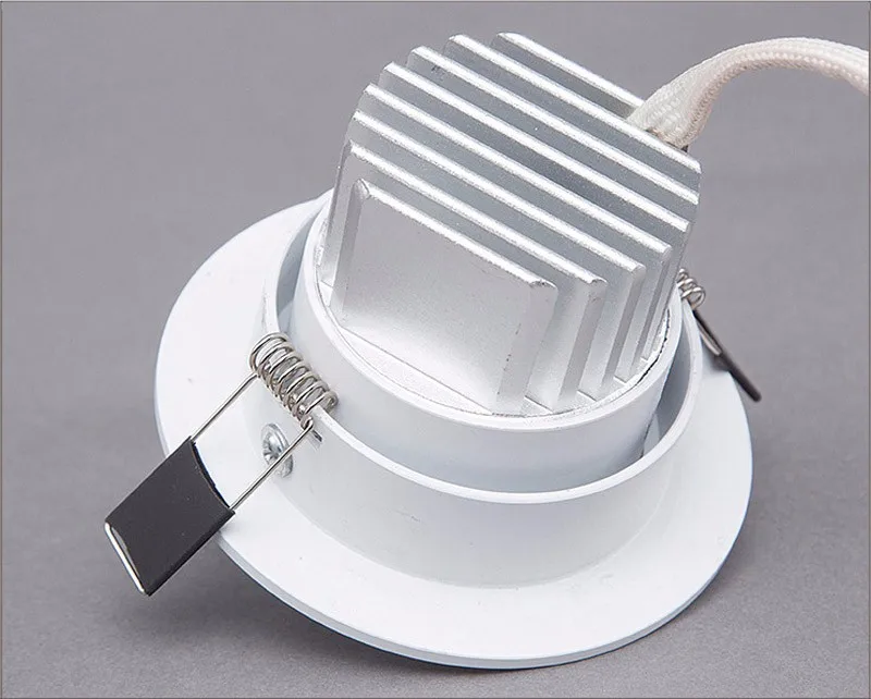 2922716594_1807911781