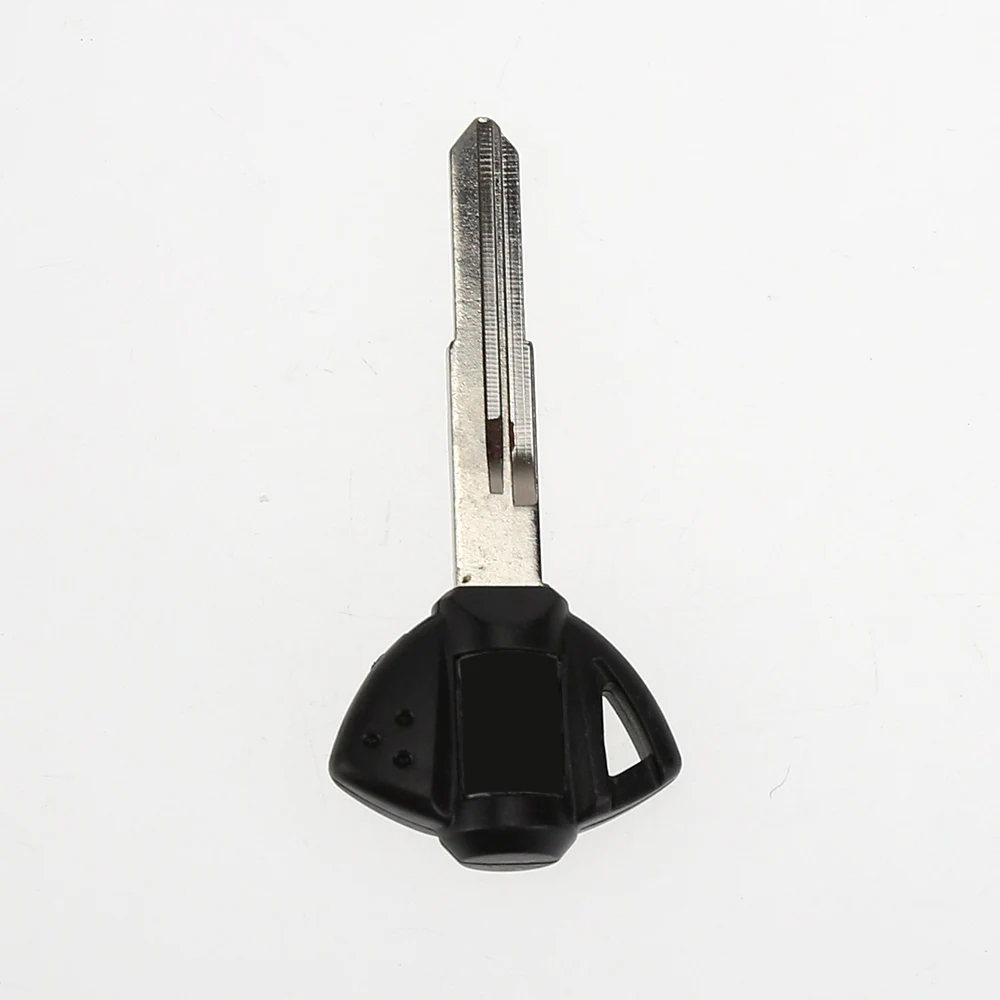 MC05056-2
