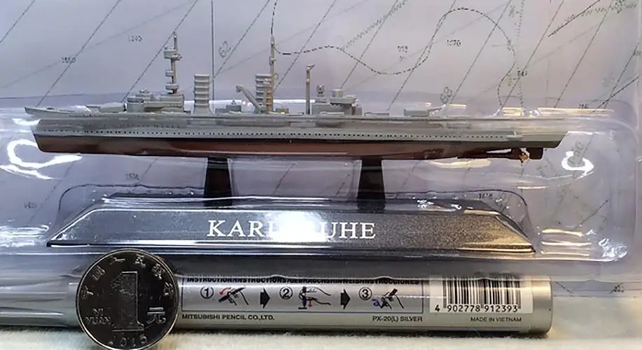 WW I GERMAN KARLSRUHE 1/1250 diecast model ship DEAGOSTINI Battle ship 