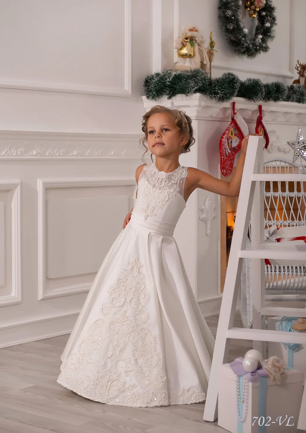 Sleeveless Dresses for Girls