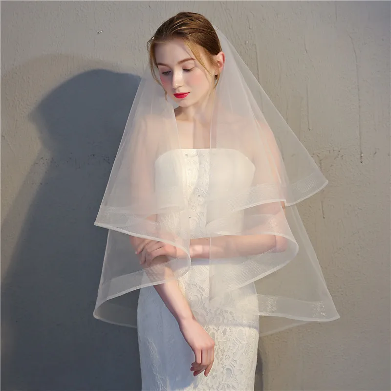 

Korean Fashion 2-Layer Shoulder Bluser Wedding Veils Vintage Short Elastic Net Edged White / Beige Bridal Veils Voile Mariage