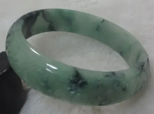 

2718 BEAUTIFUL CHINA HAND-CARVED EMERALD GREEN JADE GEMS BANGLE BRACELET