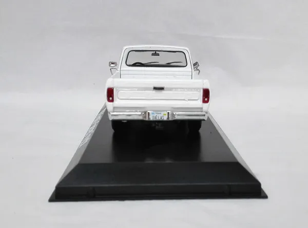 Зеленый светильник 1:43 серия Ford F Truck boutique игрушечные машинки из сплава для детей