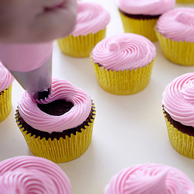 diy_cupcake_wreath_8