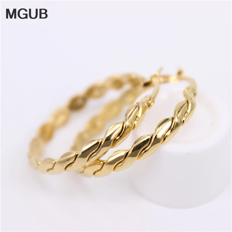 MGUB new design stainless steel fashion jewelry gold color round Hoop earrings for women LH594