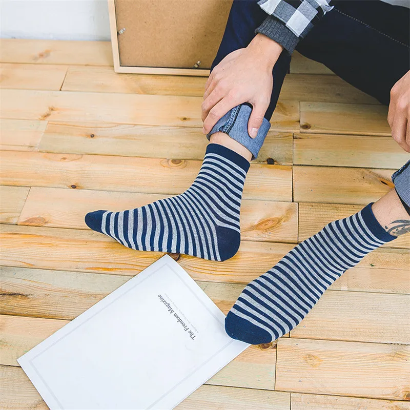 

IOLPR Fashion Men Cotton Socks Colorful Art Socks Hit Color Dot Striped Long Happy Socks Men Funny Sock Men Warm fashions