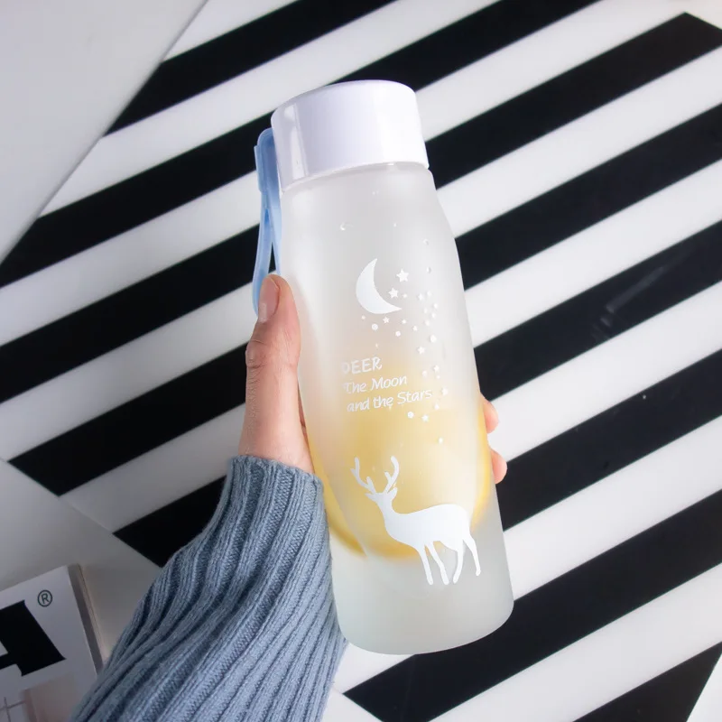 

Plastic Water Bottle Creative Elk Leak-proof Portable Space Bottles for Travel 560ml H11770
