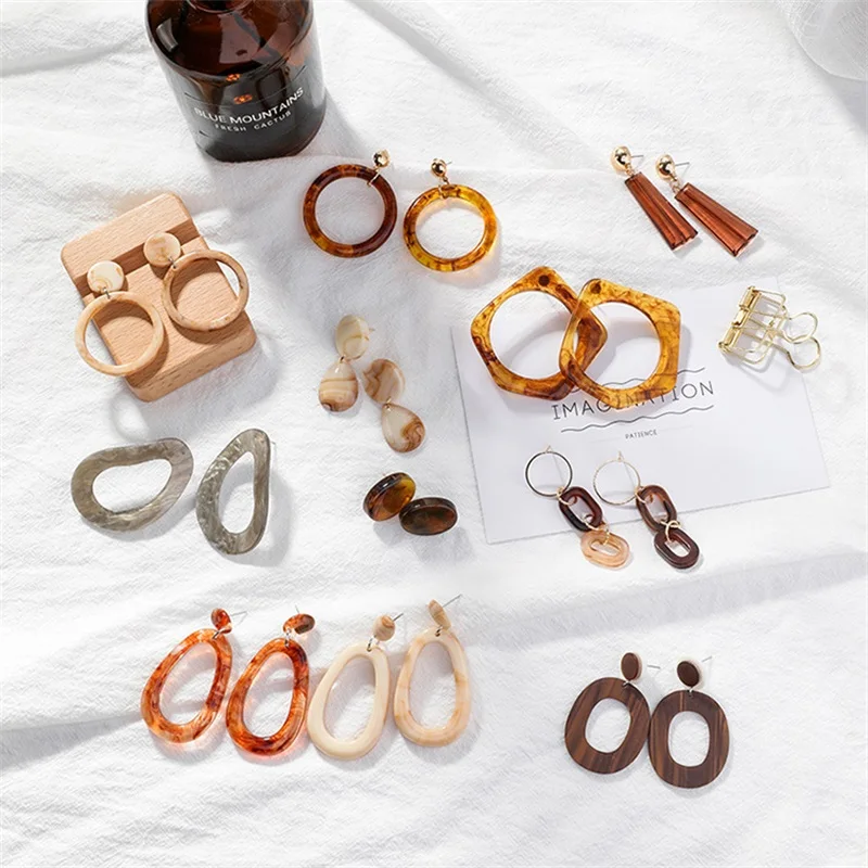 

2018 Japanese and Korean retro acrylic earrings temperament simplle acetate leapord geometric round earrings Women jewelry gifts