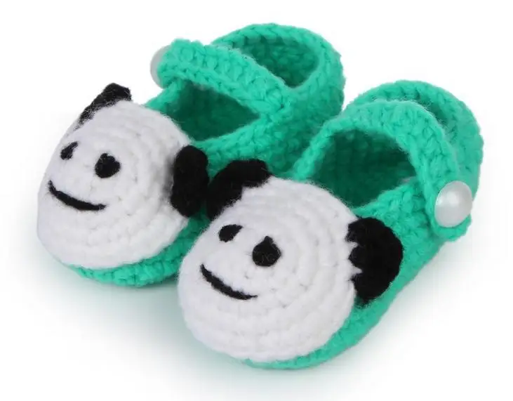 10 пар/лот; милая обувь для маленьких мальчиков и девочек с рисунком панды; цвета ручной вязки с мягкой подошвой для малышей; детская обувь для кроватки; 11 см - Цвет: green