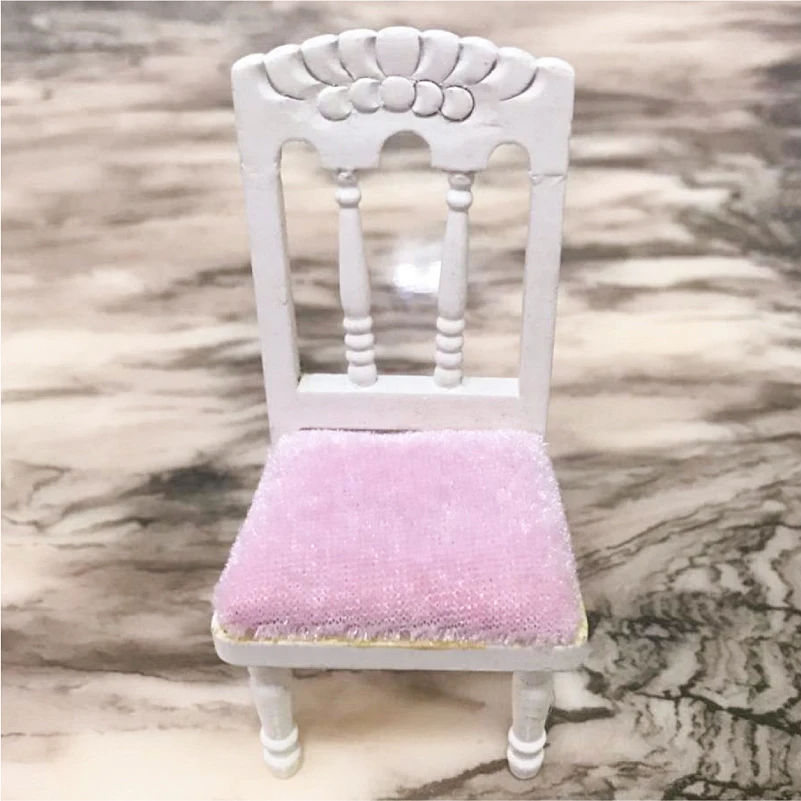 

G05-X5215 children gift Toy 1:12 Dollhouse mini ob11 Miniature rement wooden Pink flannel stool 1pcs