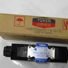 Направленный клапан DSG-01-3C2-D24-50(DSG013C2D2450), и в коробке