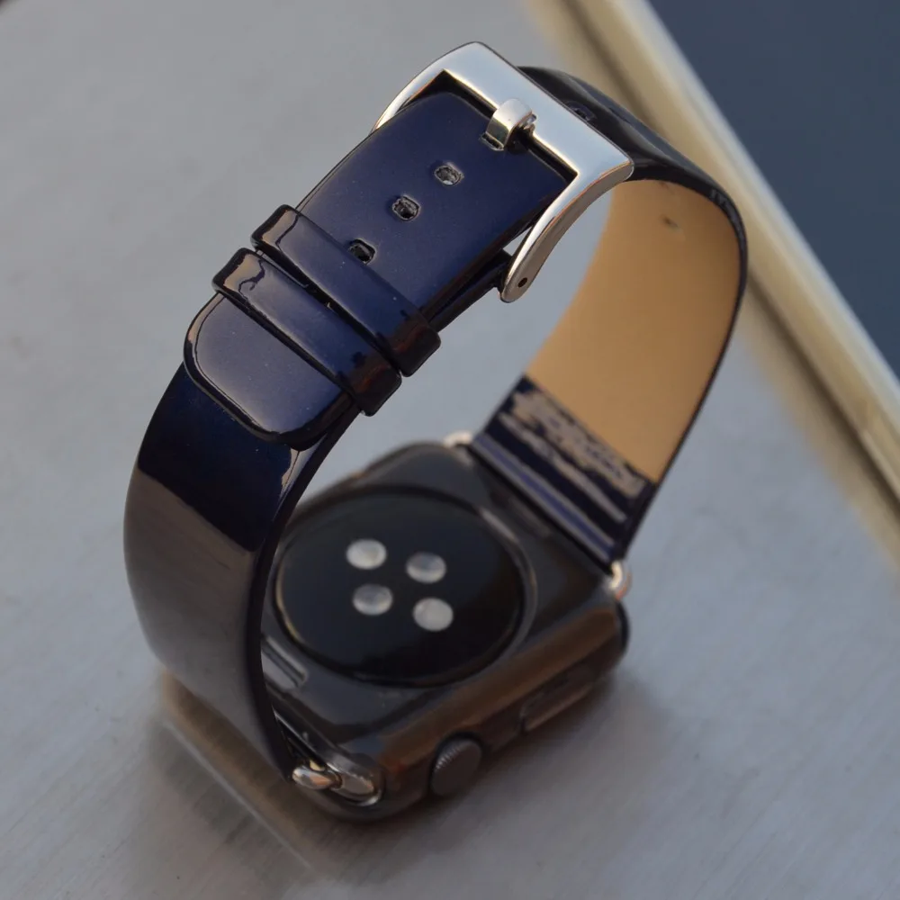 URVOI ремешок для apple watch series 54 3 2 1 кожаный iwatch пояс роскошный металлический рисунок