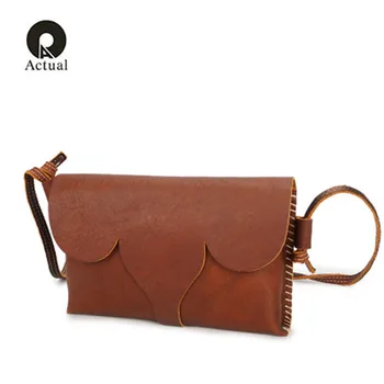 

New style retro genuine leather lady wrapper head layer cowhide handmade lady single shoulder wrapper oblique Bag small bag lady