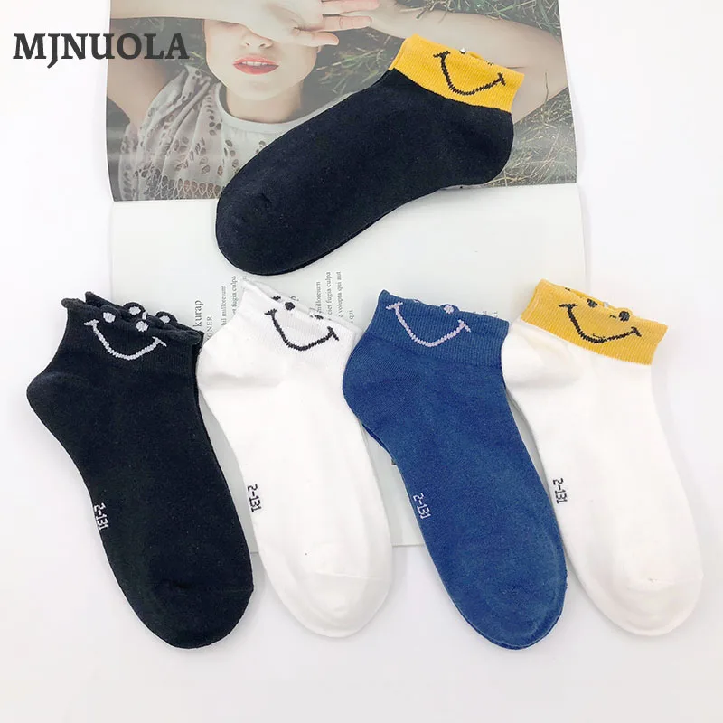 Ankle socks for women with the word smile Ankle socks for women with the word smile