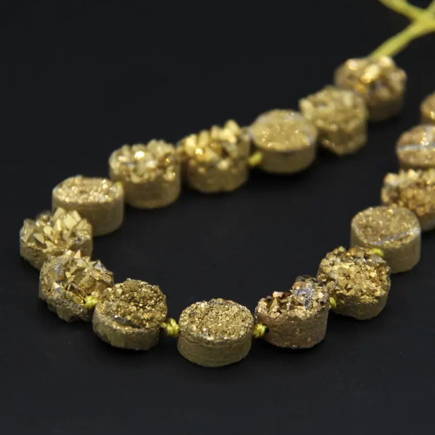 

16PCS/strand Titanium Gold Raw Quartz Geode Drusy Flat Round Cabochon Beads,Roug Agates Crystal Druzy Coin Slab Nugget Pendant
