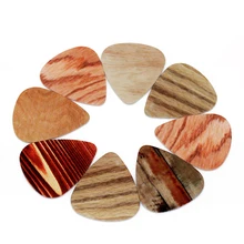 10pcs/Lot 0.71mm thickness guitar strap guitar parts Accessories The new wood-selling guitar picks