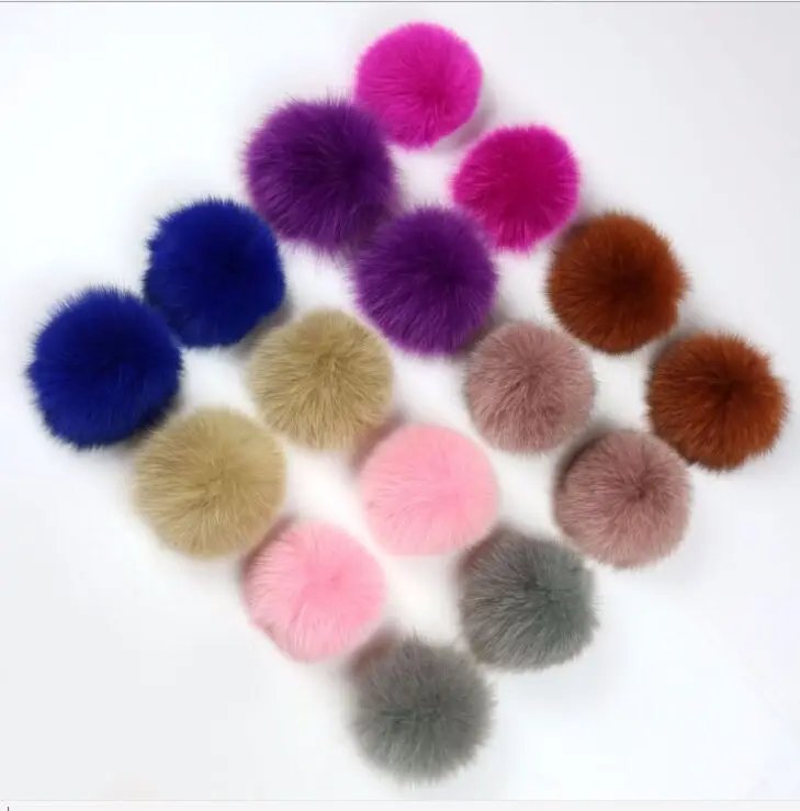 

New DIY Multi color 7cm Real Fox Pom poms Soft Genuine Fur Wool Balls For Winter Knit Hats Beanies Bags Clothing Accessories