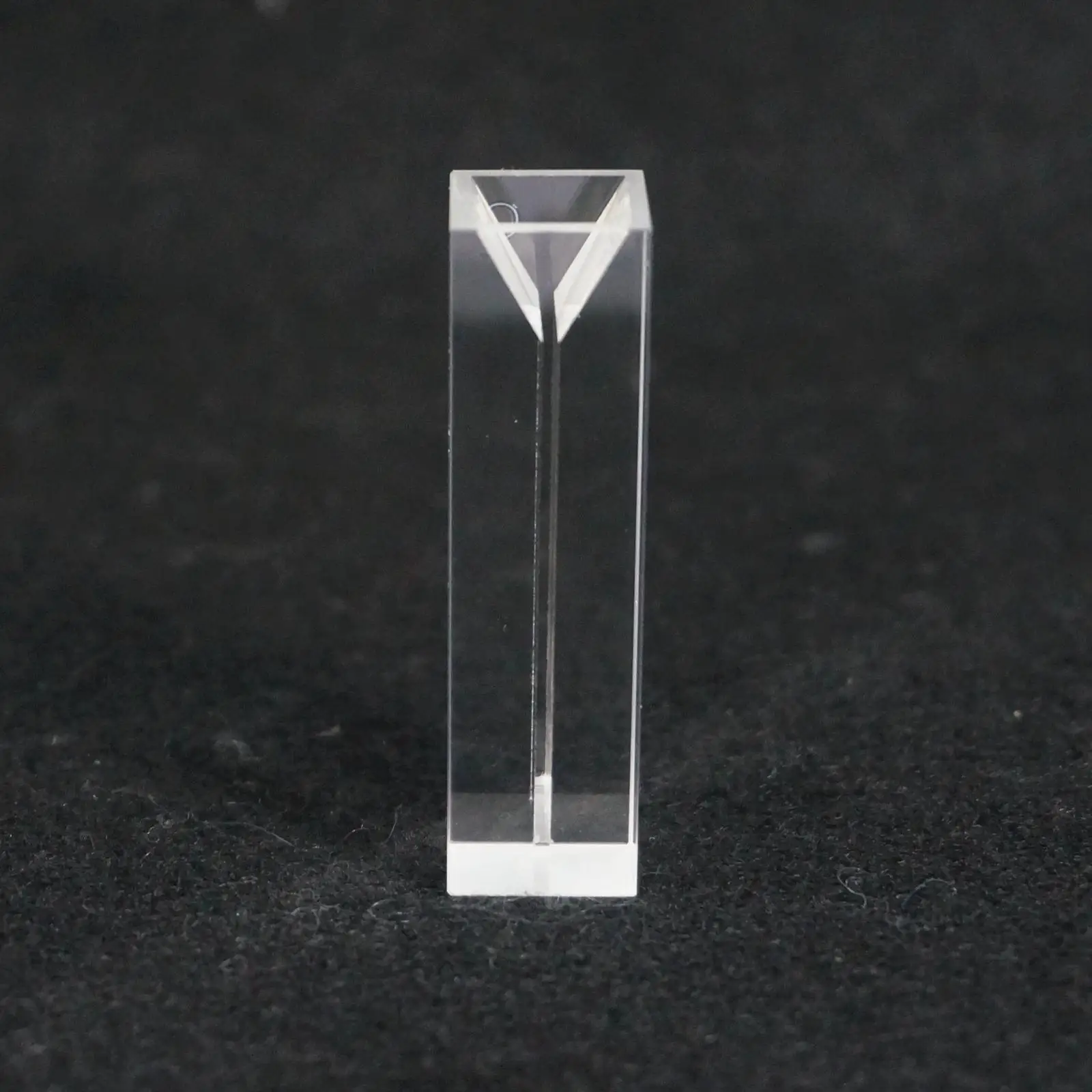 350ul 1mm Inside Width Micro Quartz Fluorescence Cuvette With Lidin