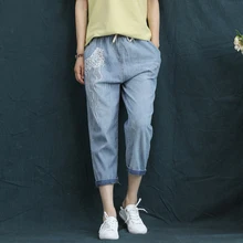 Женская летняя с высокой талией джинсовые Капри женские винтажные джинсовые шаровары длиной до икры с вышивкой