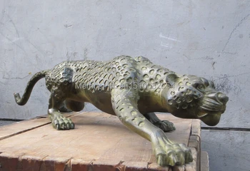 

28"Chinese Folk Classical bronze handwork carved Leopard wild animal statue