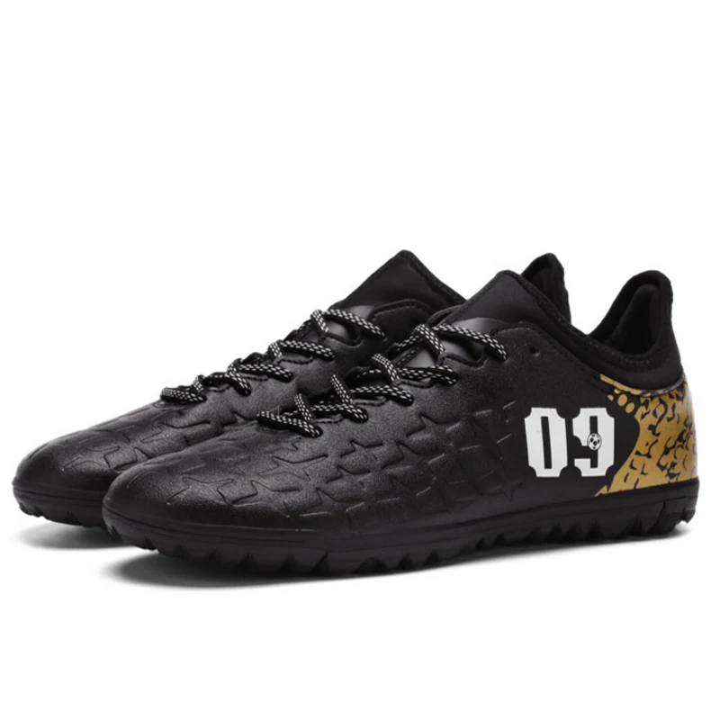 Los hombres zapatos de fútbol al aire libre Césped largo Spikes botas de fútbol 2018 adolescentes deportes zapatos de fútbol zapatillas de futbol