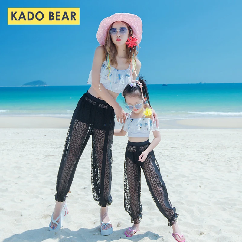 

3 Pcs Mother Daughter Matching Swimsuits 2018 Summer Fashion Mommy and Me Swimwear Cartoon Cute Sisters Twins Swimming Outfits
