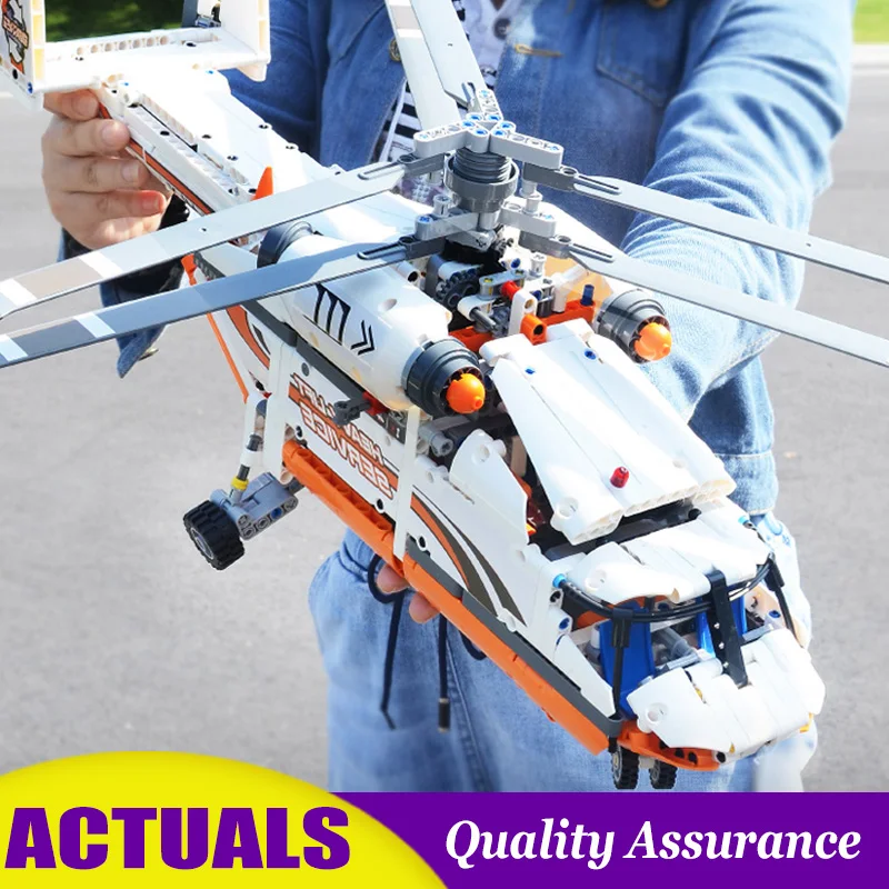 

Heavy Lift Helicopter Compatible 42052 Technic Motors Power Fuction Building Blocks Compatible legoed Shuttle Model Bricks