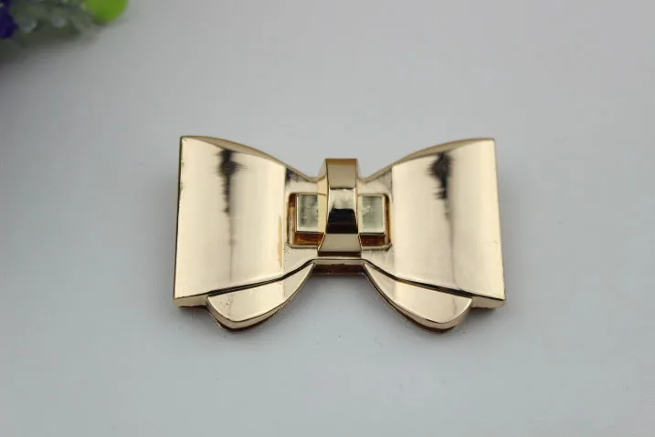 

6pcs/lot DIY manual golden Die casting twist lock Mortise lock The butterfly lock Bag bag lock Hardware accessories