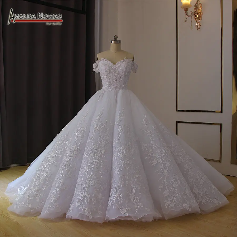 

Off the shoulder white wedding dress ball gown 2019