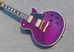 Guitarra Eléctrica Personalizada con Tapa de Arce Flameado en Color Púrpura, Herrajes de Guitarra Dorados, Todos los Colores Están Disponibles Guitarra Eléctrica Personalizada con Tapa de Arce Flameado en Color Púrpura, Herrajes de Guitarra Dorados, Todos los Colores Están Disponibles