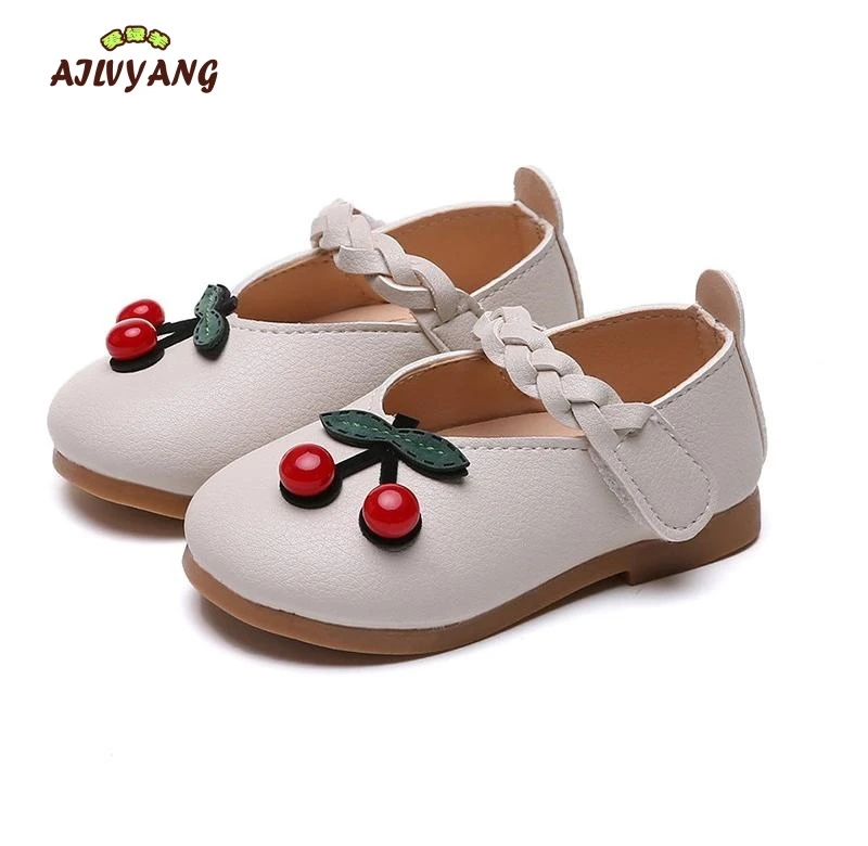 Детские весенние и осенние Корейский обувь для девочек 0-3 лет мягкая подошва малыша обувь принцессы тонкие кожаные туфли