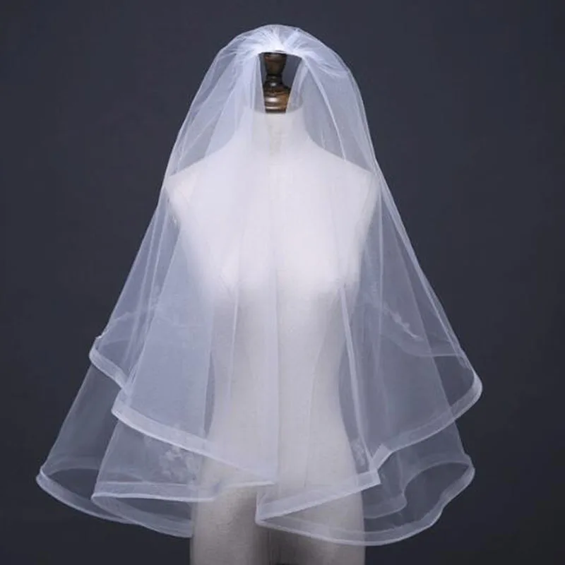 LORIE Two Layer Tulle Wedding Veils Short With Cut Edge White Lace Bridal Veil with Comb Free Shipping LORIE Two Layer Tulle Wedding Veils Short With Cut Edge White Lace Bridal Veil with Comb Free Shipping