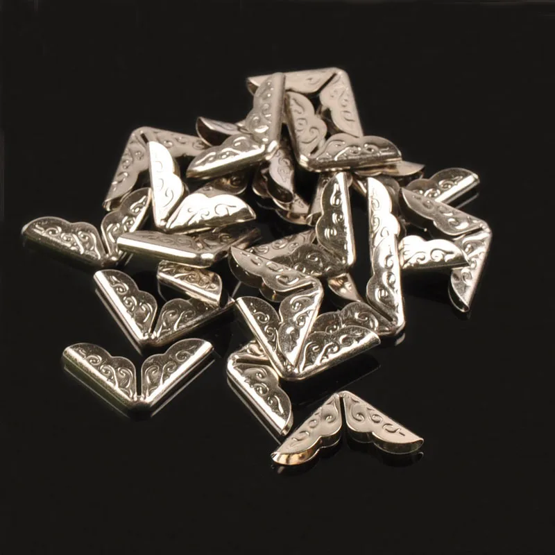 

50pcs Scrapbooking Accessories Silver Metal Book Corner Protectors For Book Photo DIY Albums Menus Corner Crafts 14x14x2mm C1806