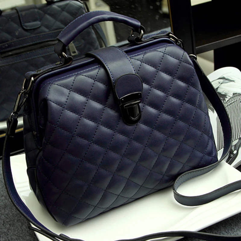 Women Handbag Genuine Leather Handbag Doctor Bag Women Shoulder Bag Small Plaid Rivets Crossbody Handbag Fashion Women Bags