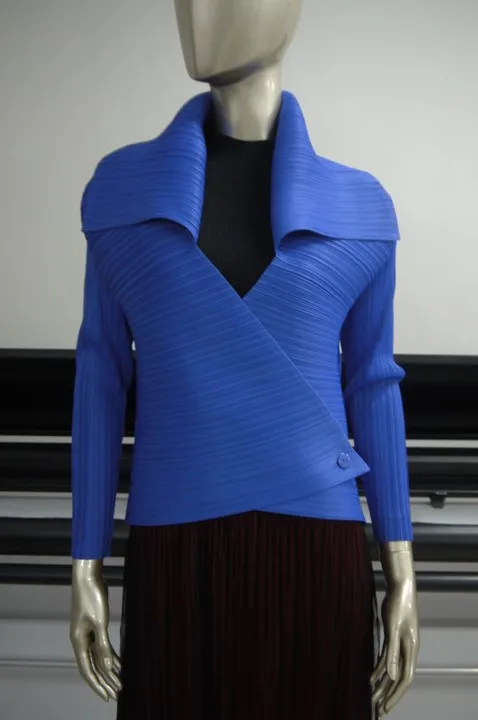 Pleated font b jacket b font short fashion body lapel thin long sleeve buckle coat FOLD
