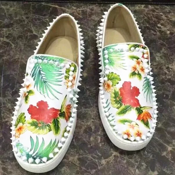 

Zapatos Luxury Brand Print Leather Mixed Colors Spike Rivets Flowers Men Loafers Flats Elastic Band Slip On Platsform Shoes man