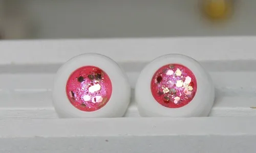 doll eyes  (1)