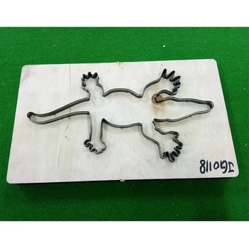

Crocodile Wood Template Steel Punching Laser Cutting Dies for DIY Leather Fabric Crafts Making Scrapbook Decoration