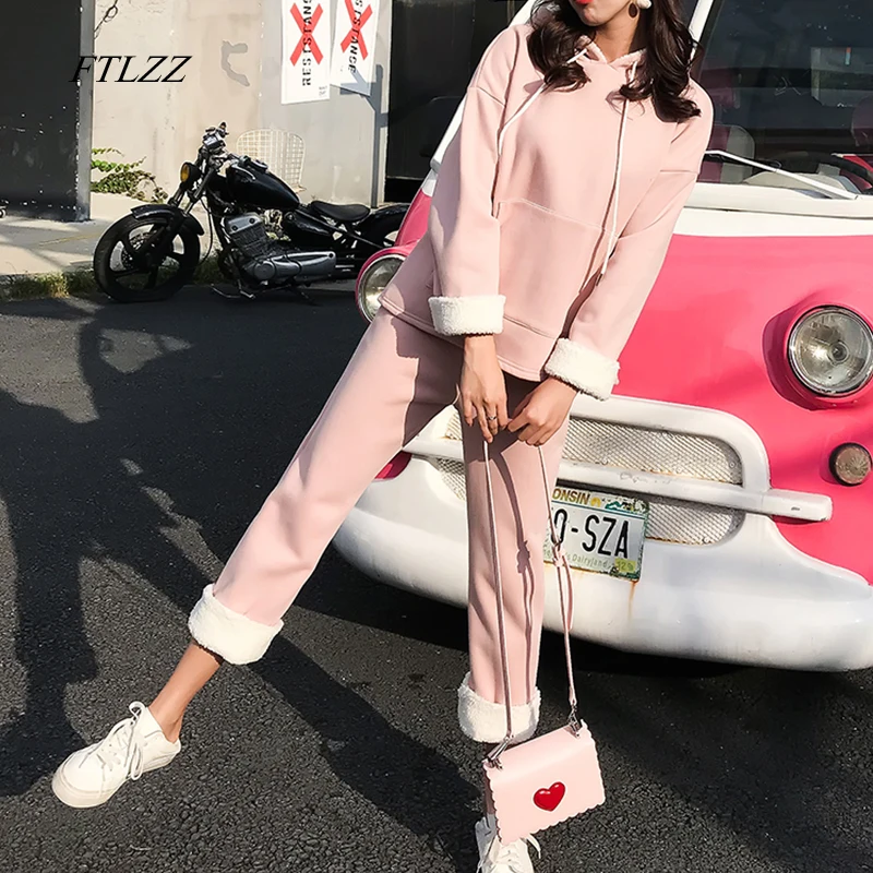 

FTLZZ 2019 Fashion Track Suit Lamb-like Long Sleeve Thicken Hooded Sweatshirts 2 Piece Set Casual Sport Suit Women Tracksuit Set