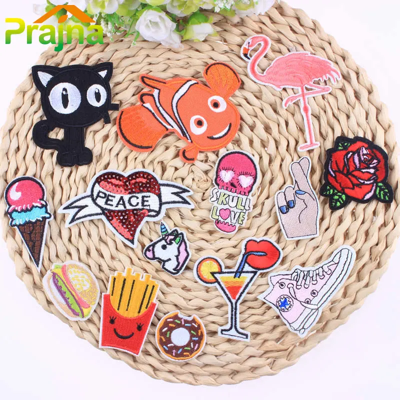 

Unicorn Hand Patch Roses Heart Flamingo Cheap Embroidered Iron On Patches For Kids Clothes Cartoon Hippie Chips Badges Stickers