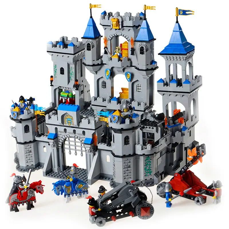 Medieval Lion Castle Knight Carriage Model World of 