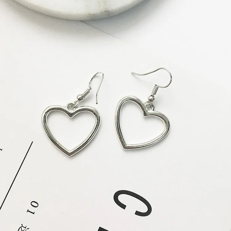 Japanese Harajuku soft cute girl hollow geometric heart shape sweet gold love earrings