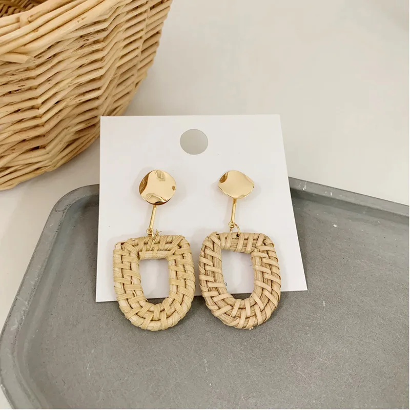 

Korean Earrings Rattan Earrings Woven Straw U-shaped Vine Earrings Metal Fashion Female Ear Rings 2019 Ethnic Wind Jewelry