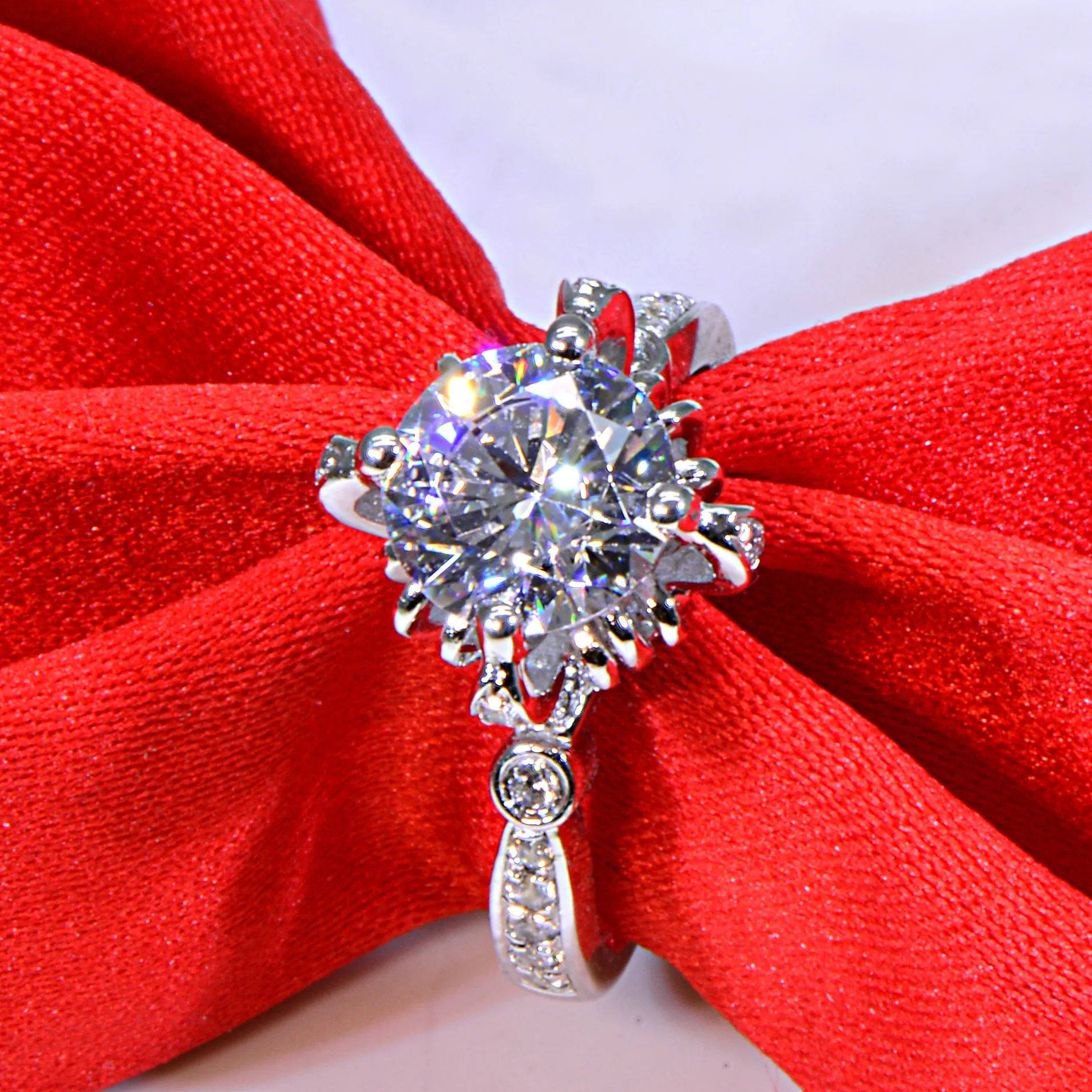 

Original 2 Ct 925 Sterling Silver Flower Bloom Wedding Lover S925 Ring Jewelry For Women (JSA)