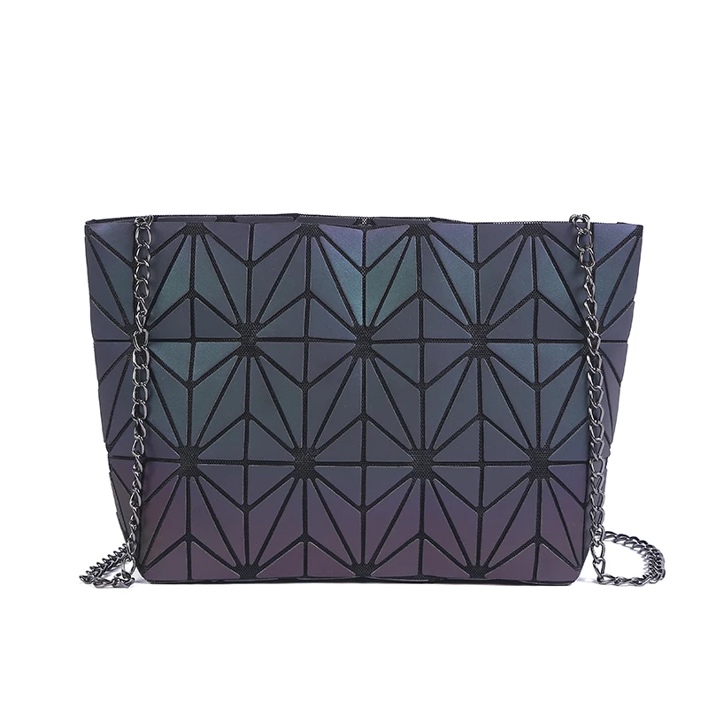 New Women Chain Shoulder Bag Luminous sac Bao Bag Fashion Geometry Messenger Bags Plain Folding Crossbody Bags Clutch bolso 2018 fashion bao bag women luminous sac bao bags tote geometry quilted shoulder bags saser plain folding handbags bolasa